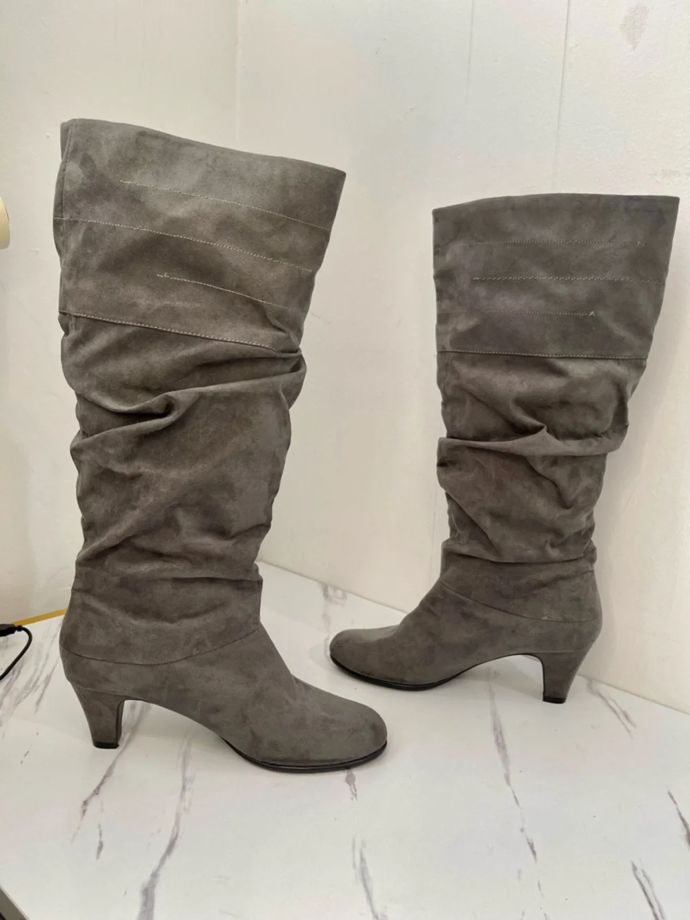 Aerosoles Slouch Boots Womens 7M Gray Running Play Knee High Cone Heels Suede